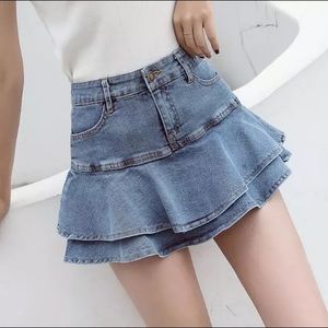 NWT Ruffle Denim Skirt Y2K